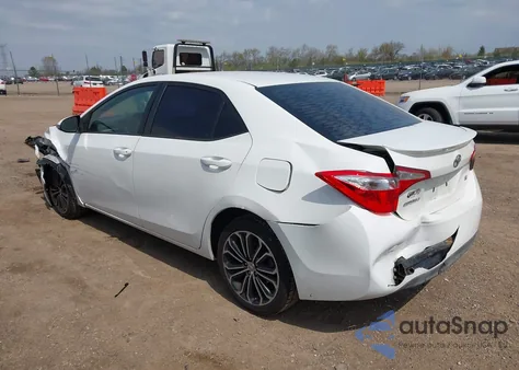 2015 Toyota Corolla S Plus z USA, uszkodzony, nr VIN 5YFBURHE9FP179039